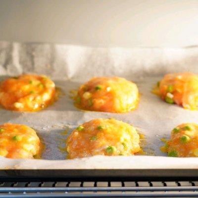 纯手工做的鱼肉饼，怎样做鱼肉饼（把全家人征服的芝士拉丝鱼肉饼）