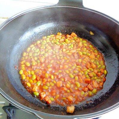 毛豆炒肉怎么做，毛豆怎样做才好吃（简单易做的毛豆炒肉丁）