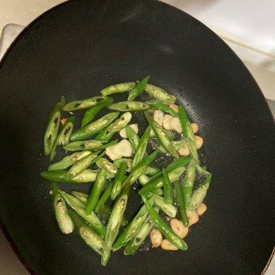 迷你小茄子怎么炒好吃，迷你小茄子的做法大全窍门（你素炒茄子的正宗做法）