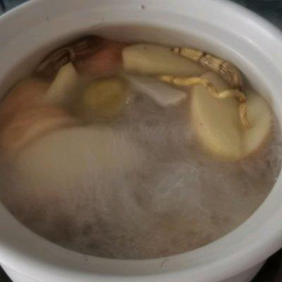 苹果汤怎么做好喝，苹果汤怎么做才好喝（有了适合秋季的汤水～～～苹果汤）