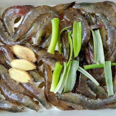 蒸虾需要多长时间，蒸龙虾蒸多长时间（香到流口水的清蒸虾）