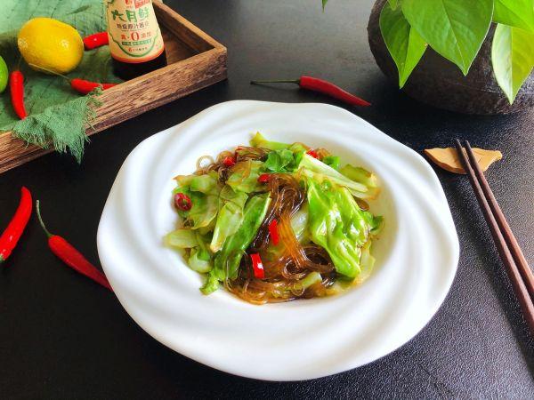 怎么炒卷心菜好吃，怎么炒卷心菜好吃视频（圆中秋美味#爆炒卷心菜）