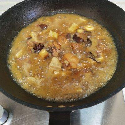 鸡肉炖什么好吃，炖鸡放什么料好吃（这样的豆腐香菇炖鸡块）