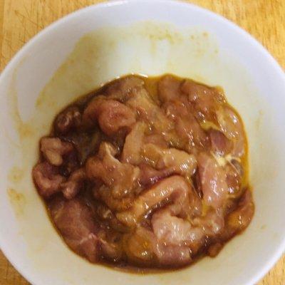 吃茭白的禁忌，肉炒茭白要不要焯水（热烹更美味#茭白肉丝）