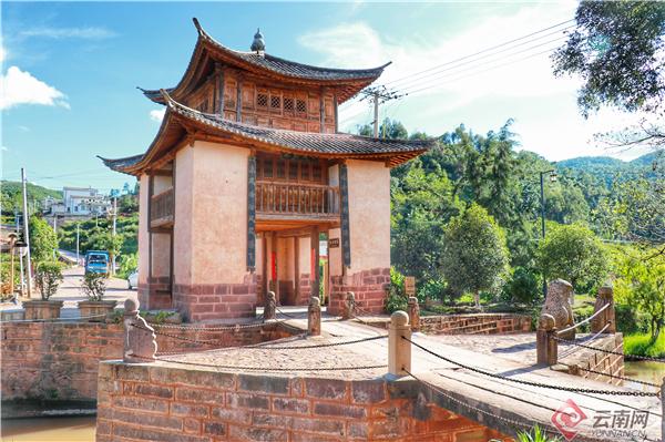 小河淌水是云南哪个地方的民歌，小河淌水属于云南哪个地方的民歌（跟着音乐游云南丨《小河淌水》的故乡）