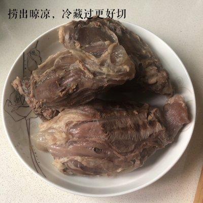 如何炖猪腱子肉，炖猪腱子肉汤怎么做好吃（原汁原味清炖金钱腱）