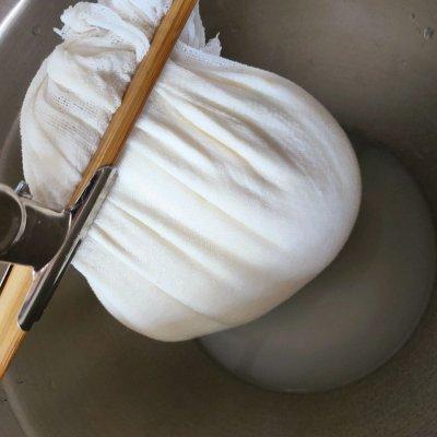 用酸奶做的简易小点心，用酸奶做的简单小甜点（我也会选不腻的酸奶酥皮泡芙）