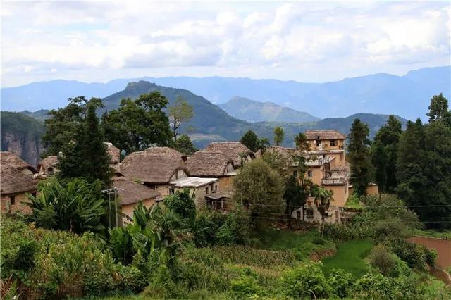 红河旅游景点大全，红河州有哪些旅游景点（中秋红河三日游）