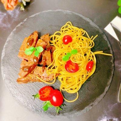 煎牛排用什么黄油，煎牛排用牛油还是黄油（#奈特兰草饲营养美味#香煎美味的黄油牛排）