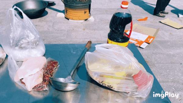 木头鱼韩语在线翻译，中韩翻译器（山东一高校支起大铁锅做全鱼宴）