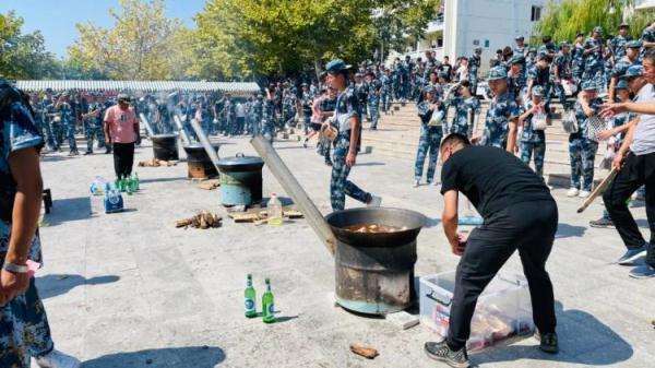 木头鱼韩语在线翻译，中韩翻译器（山东一高校支起大铁锅做全鱼宴）
