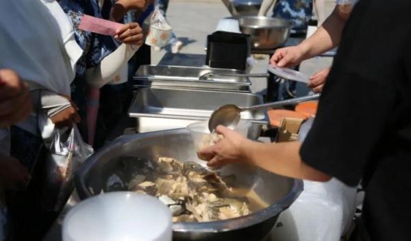 木头鱼韩语在线翻译，中韩翻译器（山东一高校支起大铁锅做全鱼宴）