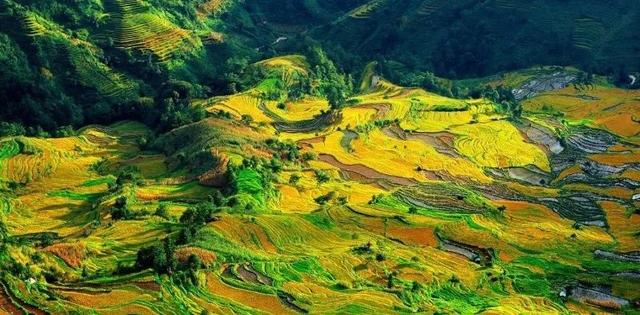 红河旅游景点大全，红河州有哪些旅游景点（中秋红河三日游）