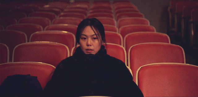 一谈恋爱就严重的焦虑，如果一段感情让你变得焦虑（一谈恋爱就粘人、焦虑、恋爱脑）