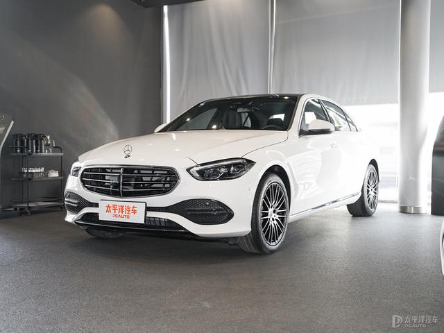 北京奔驰c200报价，奔驰c200裸车价（加价3万的奔驰新款C级哪款值得买）