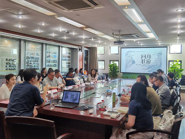 华东师范大学文学院，华师大历年考研报录比（华东师大作家群“再出发”）