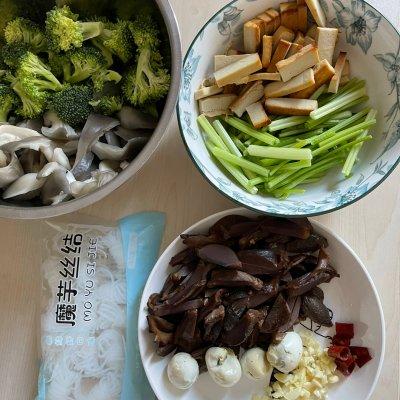 麻辣香锅套餐菜单图片，麻辣香锅套餐图片大全（一个人的晚餐也要仪式感）