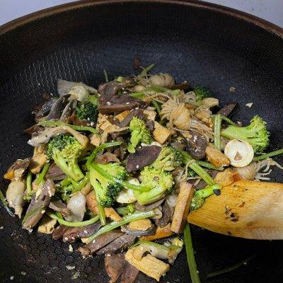 麻辣香锅套餐菜单图片，麻辣香锅套餐图片大全（一个人的晚餐也要仪式感）