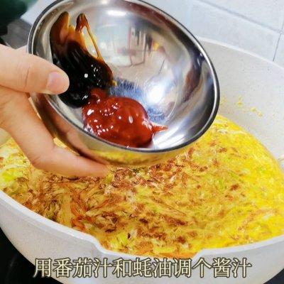 土豆胡萝卜鸡蛋饼，怎样做美味的土豆胡萝卜丝鸡蛋饼（健康美味蔬菜鸡蛋饼）