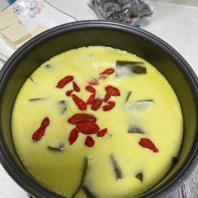 鲫鱼汤的家常做法，鲫鱼汤的家常做法又白又浓（家常鲫鱼汤你这么做）