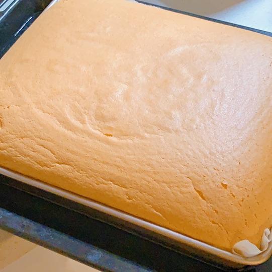 古早蛋糕的做法，千叶纹古早蛋糕的做法（早晨来一碗古早蛋糕）