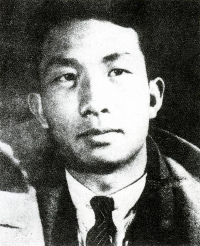 国歌作词作曲是谁，国歌作词作曲是谁的开头句和结尾句是什么（聂耳与《义勇军进行曲》）