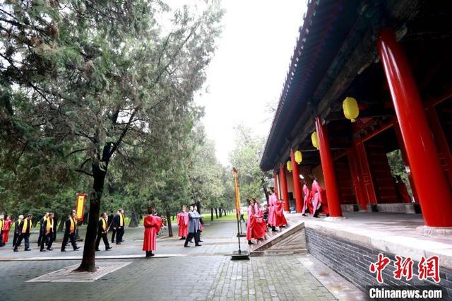 今年孔子诞辰多少周年，孔子诞辰哪一年（辛丑年祭孔大典在曲阜举行）