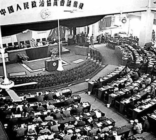 国庆节的来历50字，国庆节由来50字（国庆节的由来你知道吗）