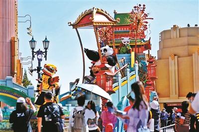 环球影城营业时间，北京环球影城晚上几点关门（北京环球影城十一营业时间延长至晚10点）