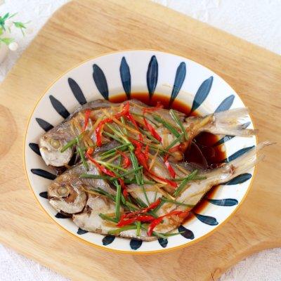 清蒸小鲳鱼正宗做法，圆中秋美味#清蒸小鲳鱼