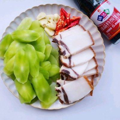 腊肉炒什么菜好吃，腊肉炒什么好吃（圆中秋美味#莴笋炒腊肉）