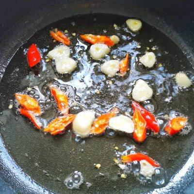 腊肉炒什么菜好吃，腊肉炒什么好吃（圆中秋美味#莴笋炒腊肉）