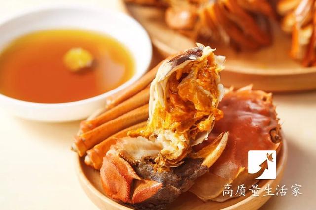 蟹黄在螃蟹的什么地方，蟹黄是螃蟹的什么部位（螃蟹哪些部位能吃，哪些不能吃）