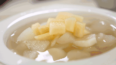 秋月梨的介绍，秋季必吃！清甜多汁秋月梨