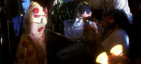 僵尸杀手高清版游戏下载，僵尸杀手高清版手机版下载安装安卓版appv1.1.5（盘点10部高质量搞笑恐怖电影）