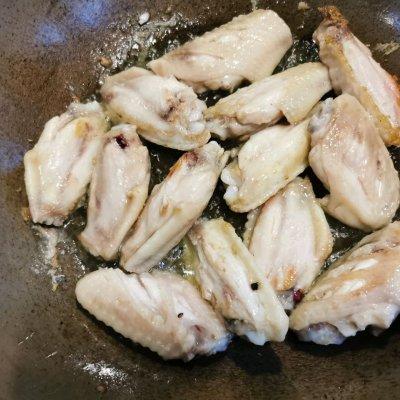 啤酒能做什么家常菜，啤酒能做什么家常菜吃（好吃不贵的啤酒翅中做法）