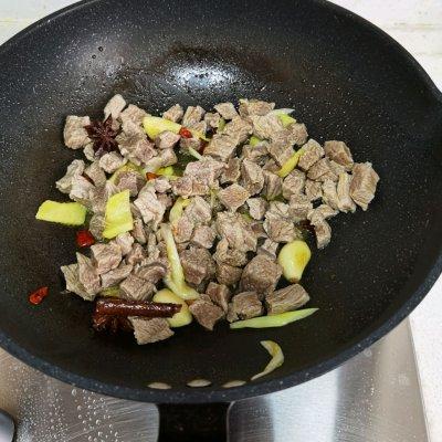 烧牛肉怎么做啊，烧牛肉怎么制作（十分钟快手菜红烧牛肉）