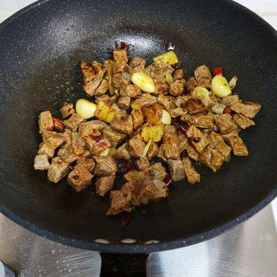 烧牛肉怎么做啊，烧牛肉怎么制作（十分钟快手菜红烧牛肉）