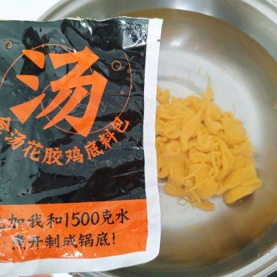 花胶鸡火锅的制作方法，火锅花胶鸡汤的做法（让人闻香止步的金汤花胶鸡火锅）