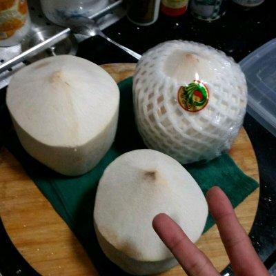 椰青怎么吃，椰青怎么吃怎么打开（棷青炖蛋<椰青喝完了）