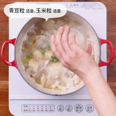 老南瓜怎么炖好吃又简单，怎么煮老南瓜好吃（这道杰克南瓜灯奶炖比大厨做的还好吃）