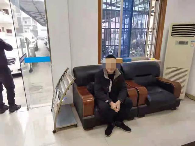 吸食冰毒的图片，如何判断是否吸毒（这位“头代拆迁户”经历坎坷……）