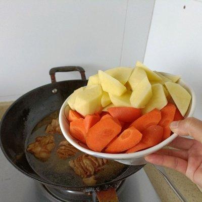 土豆炖鸡腿怎么做好吃，土豆炖鸡腿怎么做好吃视频（#豪吉川香美味#川香鸡腿炖土豆）