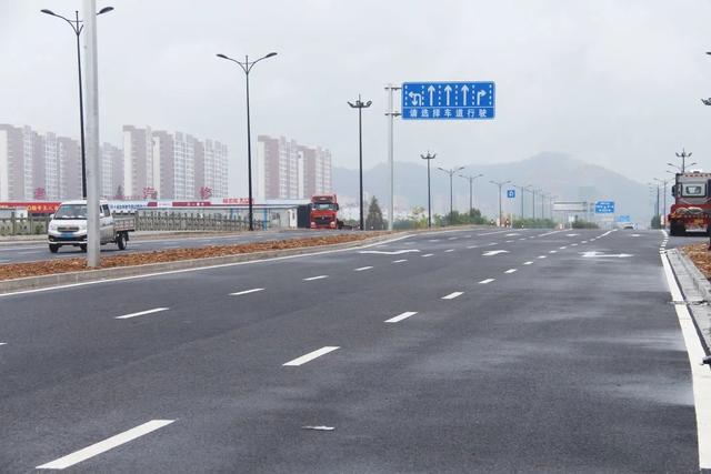 黄岩九峰公园里面有什么游乐设施，黄岩九峰公园里面有什么游乐设施吗（椒江黄岩路桥临海温岭玉环天台仙居三门）