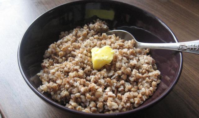 黄米山药粥怎么做，小黄米山药粥的做法（一个简单可行的养胃方法）