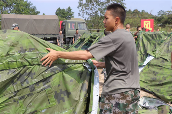 把你的心我的心串一串啊哈哈哈，把你的心 我的心串一串（我们的拉练日记①图片）