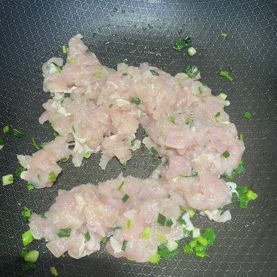 酱爆鸡丁的做法，老北京酱爆鸡丁的做法（这道酱爆鸡丁比大厨做的还好吃）