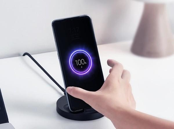 苹果手机无线充电设置在哪里，苹果13怎么打开无线充电功能（它可能远不是你想象中的那么鸡肋）