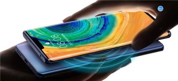 苹果手机无线充电设置在哪里，苹果13怎么打开无线充电功能（它可能远不是你想象中的那么鸡肋）