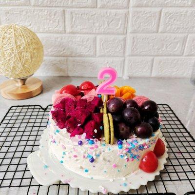 8寸的蛋糕有多大，蛋糕8寸多大几个人吃（在家做水果蛋糕，8寸戚风蛋糕）